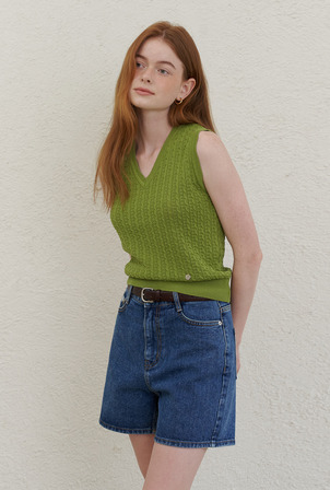A SLIM CABLE KNIT VEST_GREEN